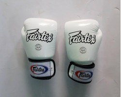 Găng Boxing Fairtex BGV-1 Trắng Size 10oz
