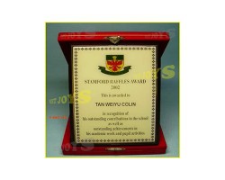 Kỷ Niệm Chương TLC001