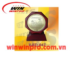 Kỷ Niệm Chương TLC006
