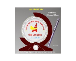 Kỷ Niệm Chương TLC011